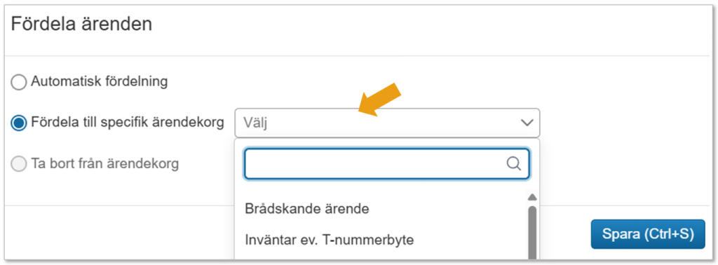 Skärmbild från Ladok som visar dialogen Fördela ärenden. Rullgardinsmenyn för val av specifik ärendekorg är markerad.